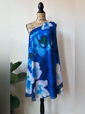 NWT Belle Badgley Mischka One Shoulder Blue Floral Modele Kayla Dress Size 8